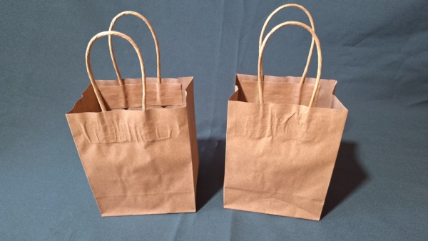 SACOLA PAPEL KRAFT PP 16X12X7CM UND