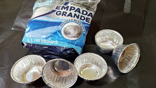 BANDEJA EMPADA PEQUENA 10OML C/100UND