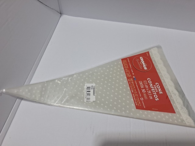 CONE PARA CONFEITOS17X29CM UND