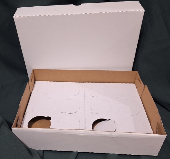 CX CUPCAKE BRANCO P/12DOCES 37X27X8CM